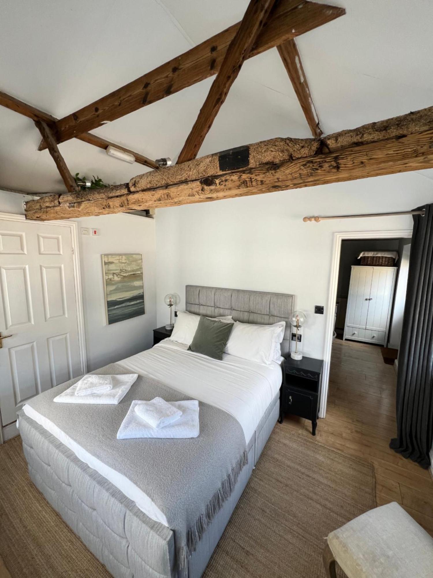 Pear & Olive Cottage Hildersham エクステリア 写真